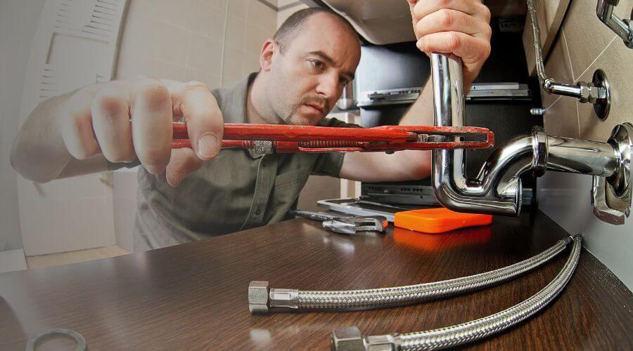 Expert burst pipe repair services in Alma, WV